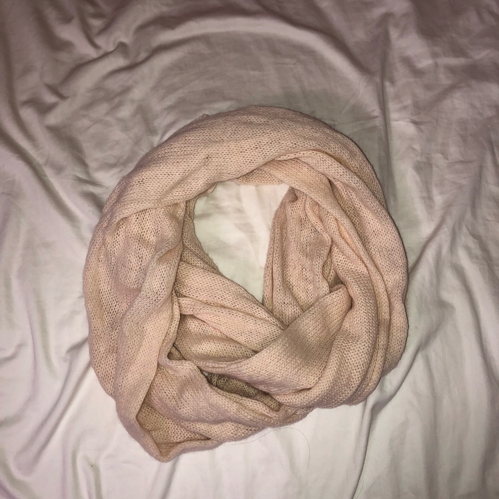 Forever 21 infinity scarf